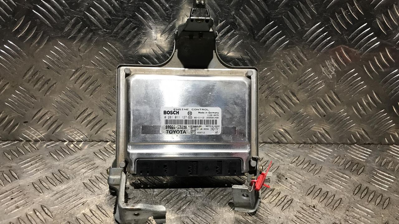 блок управления двигателем Toyota Yaris Verso 1 поколение XP20 2003, 1.4 л., дизель, МКПП, минивэн, 0281011127, 89666-52210, 89660-5C250, 407918-0122