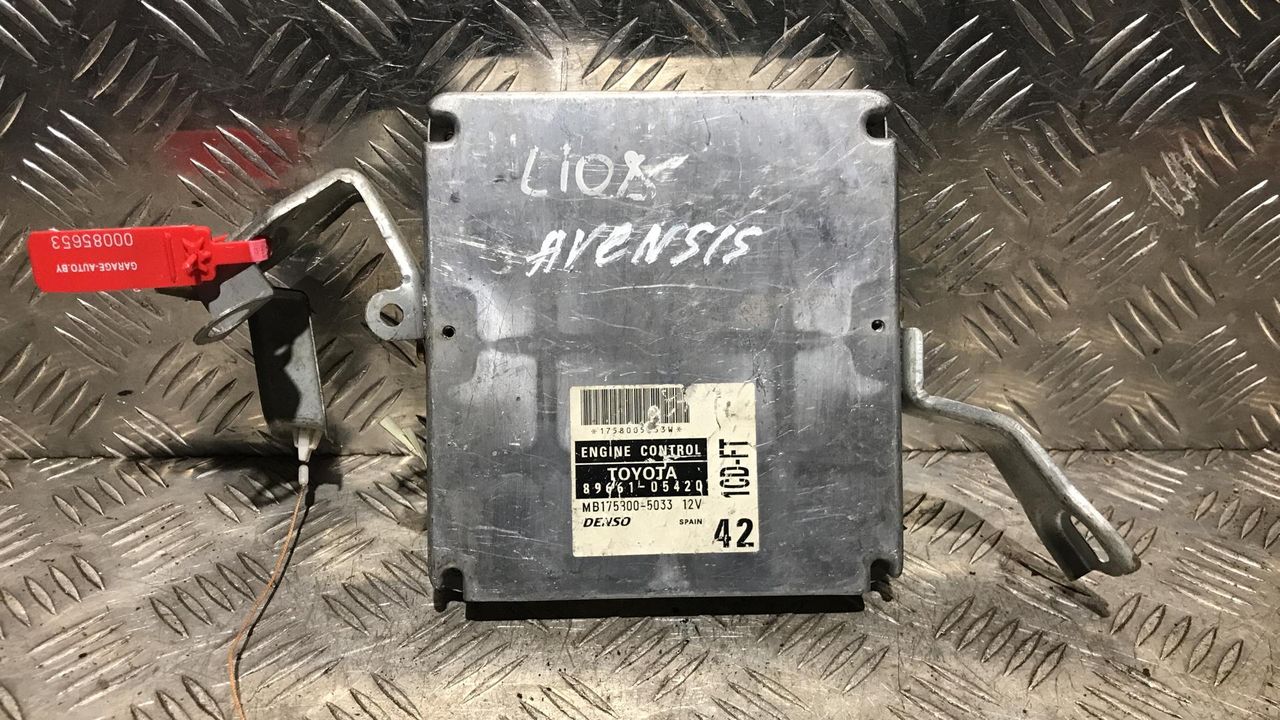 блок управления двигателем Toyota Avensis 1 поколение (T220) [рестайлинг] 2001, 2.0 л., 1CD-FTV, дизель, 5МКПП, универсал, 89661-05420, MB175800-5033