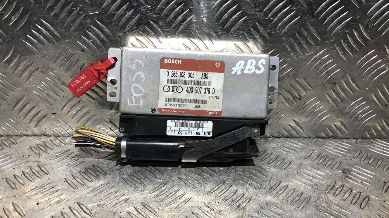 Блок управления ABS/ESP Audi A4 B5 1995, 1.6 л., бензин, МКПП, седан, 0265108005, 4D0907379D