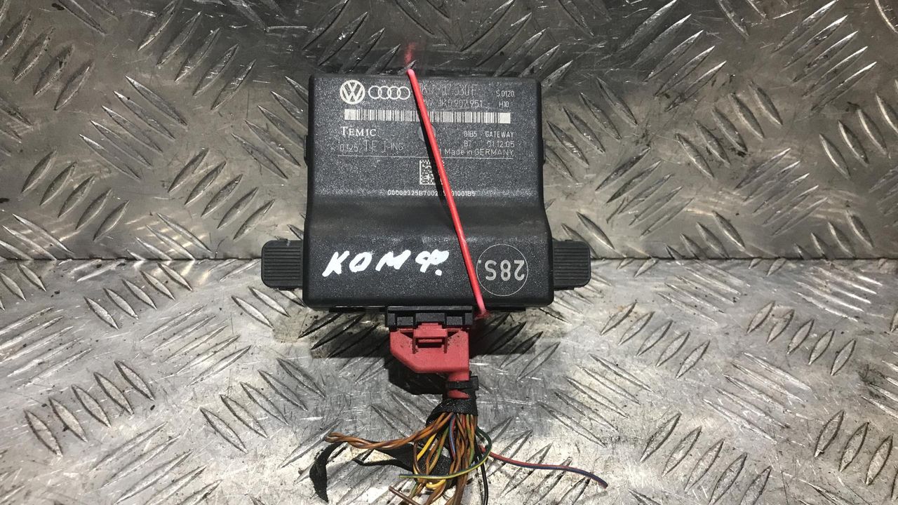 блок комфорта Volkswagen Touran 1 поколение 2004, 1.9 л., дизель, 6МКПП, минивэн, 1K0907951, 1K0907530F