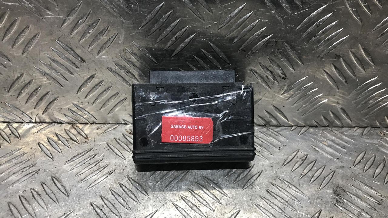 блок комфорта Ford Focus 1 поколение 2001, 1.8 л., бензин, МКПП, 14K150