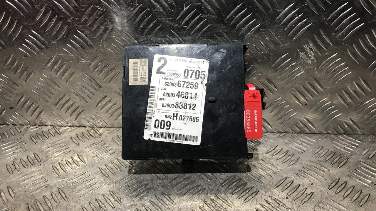 блок комфорта Renault Laguna 2 поколение 2002, 1.8 л., бензин, МКПП, 8200346814, 8200283812, 8200367259, 10085062, 10309630705, RN2H027605, 21653294-8