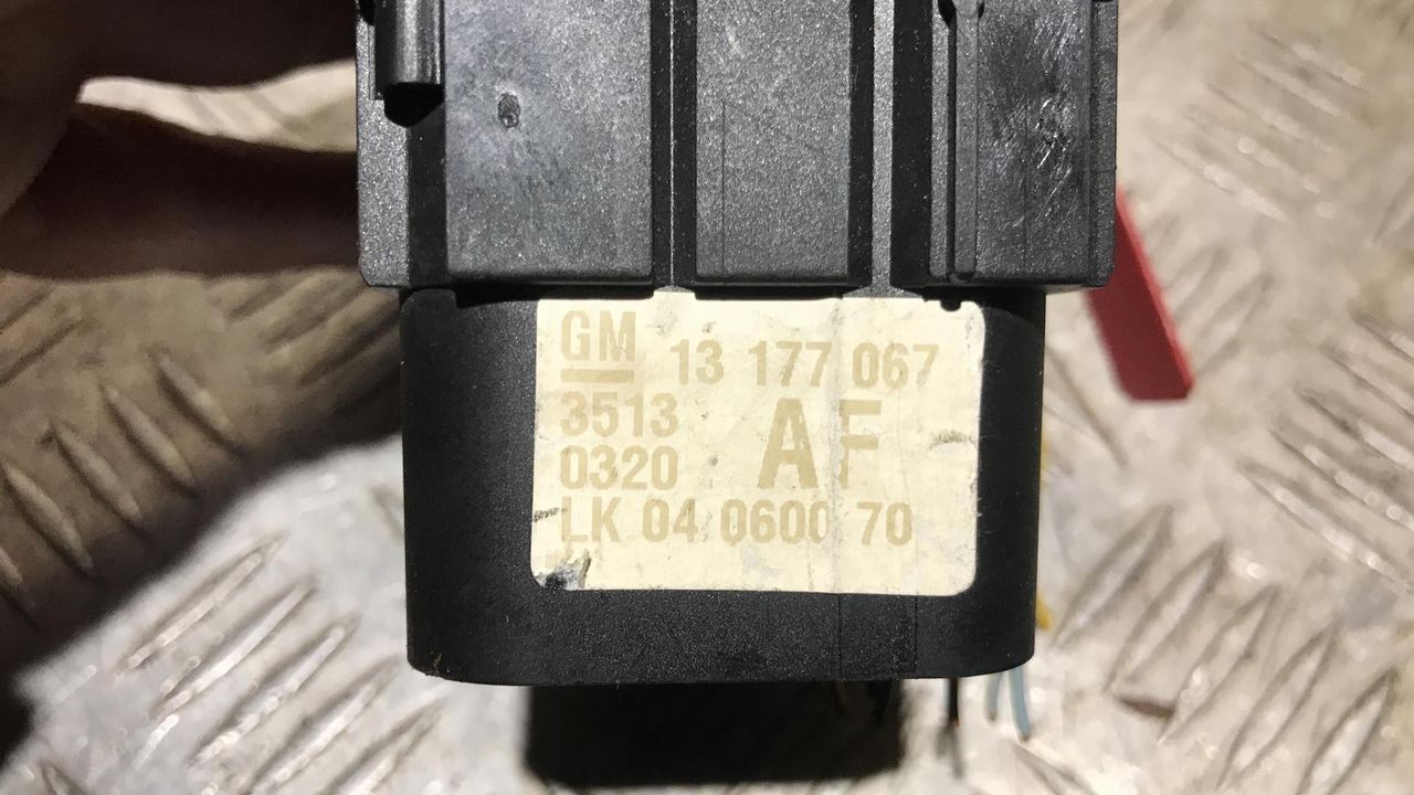 переключатель света Opel Vectra C 2002, 2.2 л., бензин, МКПП, универсал, 13177067, 04060070