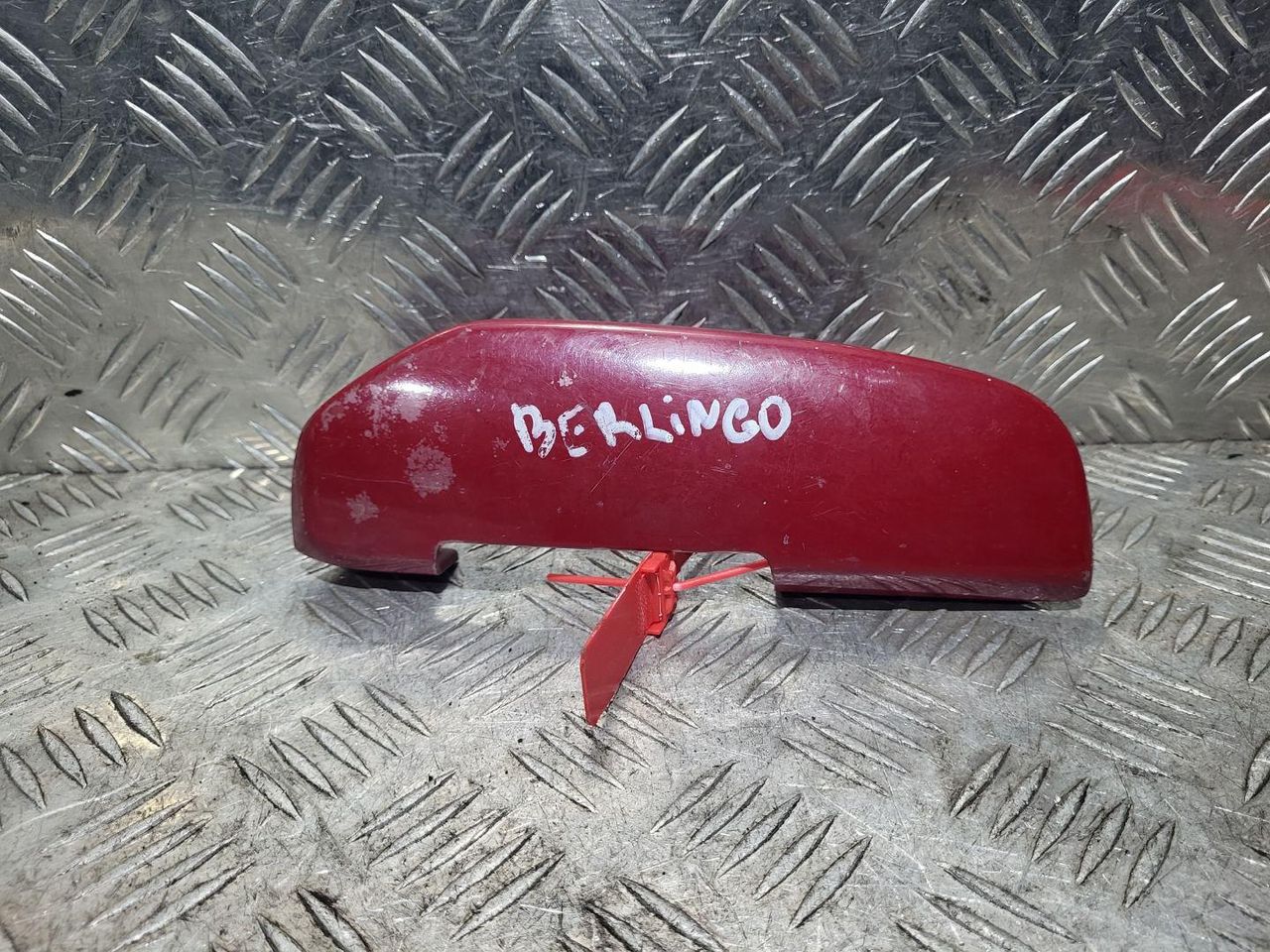 накладка двери (крышки) багажника Citroen Berlingo 1 поколение (M49) 2000, 1.9 л., дизель, МКПП, фургон, 9625573677
