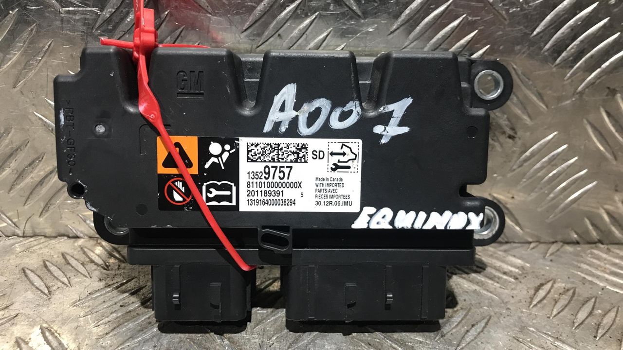 блок AirBag Chevrolet Equinox 3 поколение 2019, 1.5 л., бензин, АКПП, внедорожник 5 дв., полный привод, 13529757, 8110100000000X, 201189391