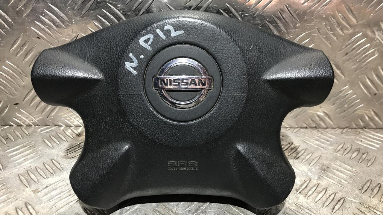 подушка безопасности водителя Nissan Primera P12 2003, 2.2 л., дизель, МКПП, хетчбэк 3 дв.