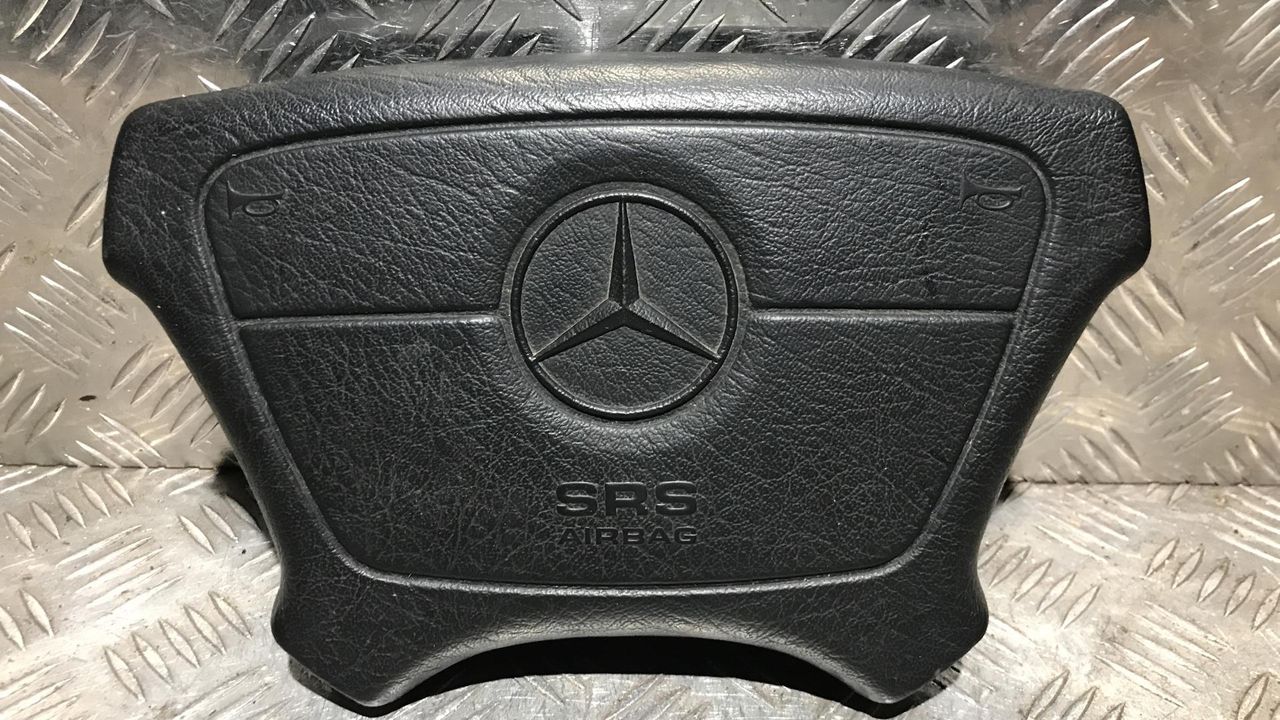 подушка безопасности водителя Mercedes-Benz E-Класс W210/S210 1998, 3.0 л., дизель, МКПП, седан