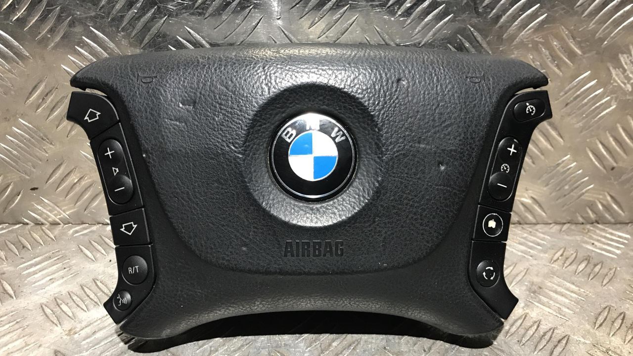 подушка безопасности водителя BMW 5 серия E39 [рестайлинг] 2001, 2.5 л., M57 D25 (256D2), дизель, 5МКПП, черный, универсал, 33675374301K, 565216806