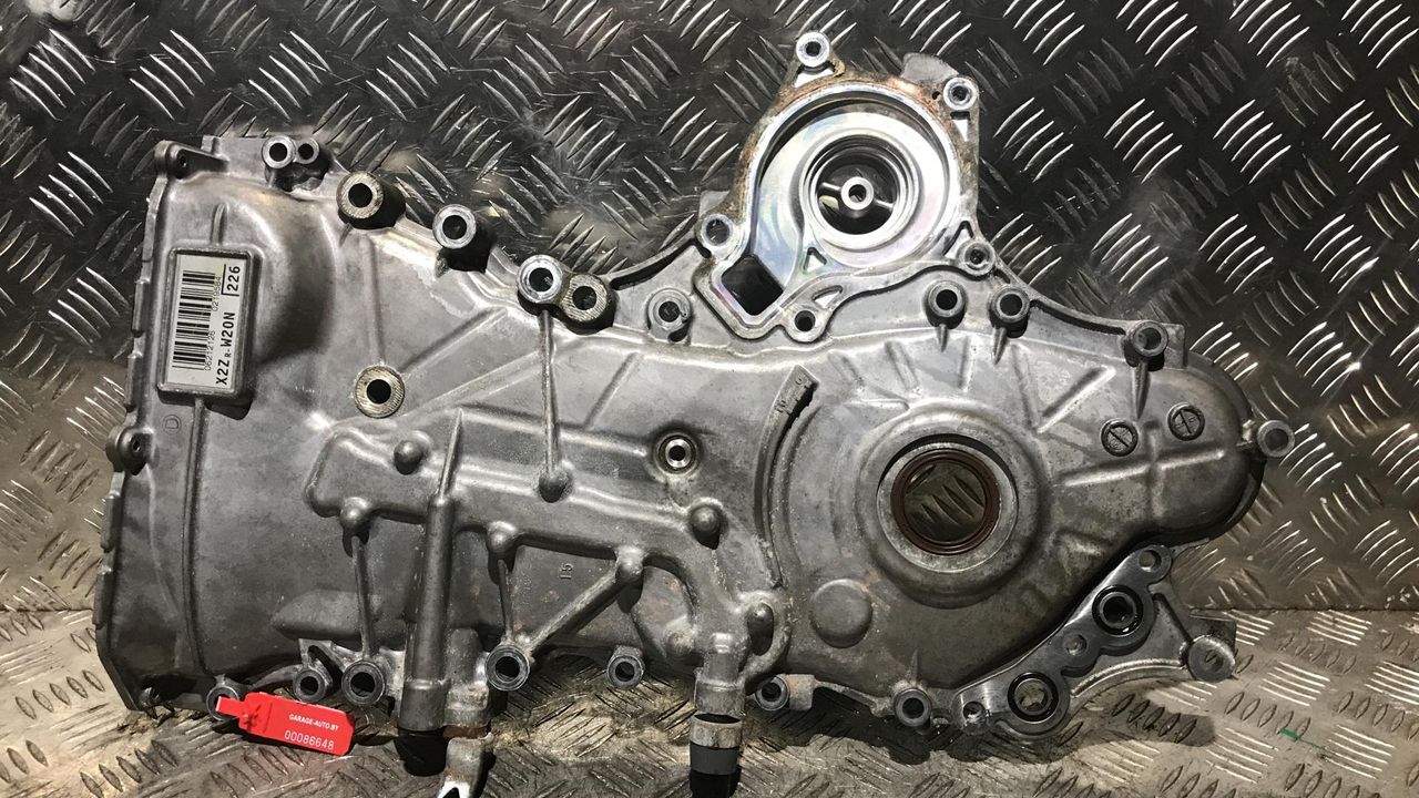 крышка двигателя передняя Toyota Prius 3 поколение XW30 [рестайлинг] 2013, 1.8 л., 2ZR-FAE, бензин, вариатор, хетчбэк 5 дв., X2ZW20N