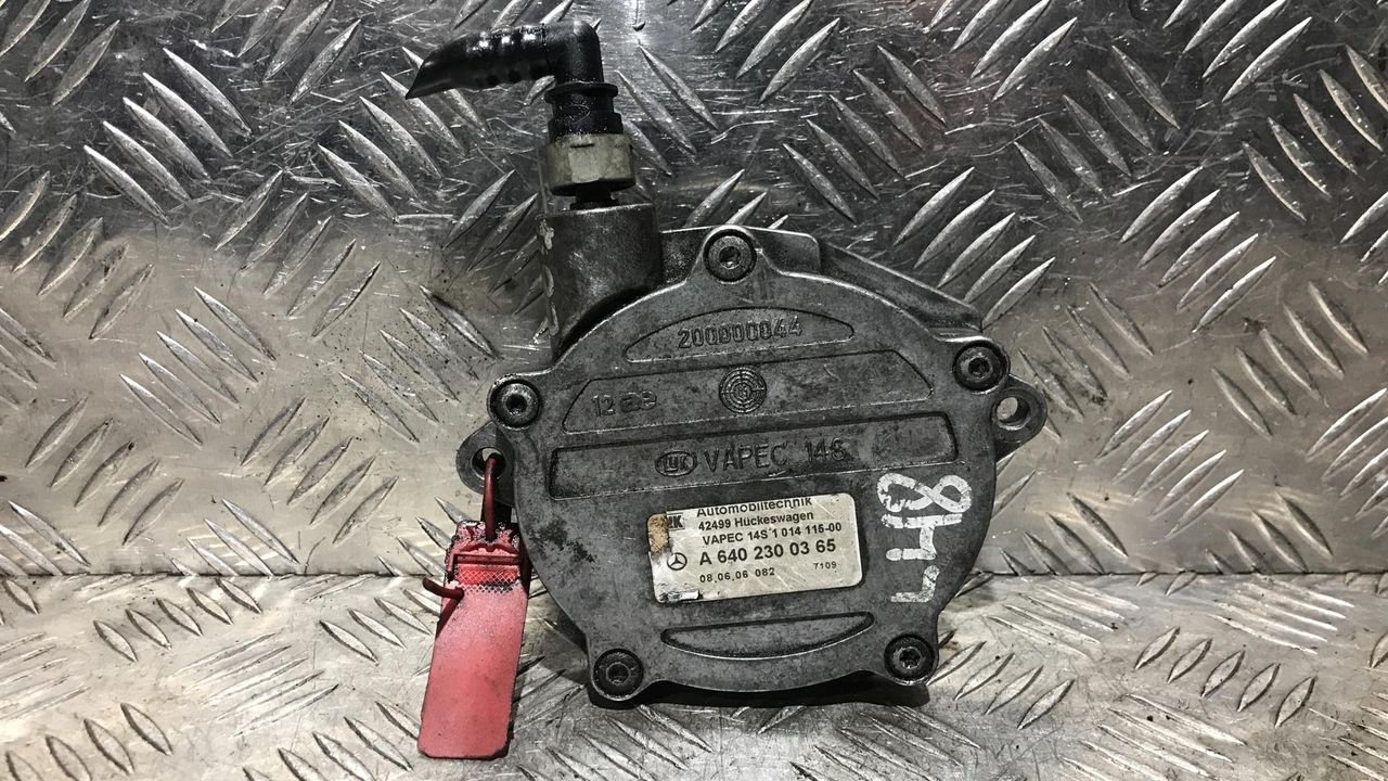 насос вакуумный Mercedes-Benz A-Класс W169 2005, 2.0 л., дизель, МКПП, хетчбэк 5 дв., 200000044, A6402300365