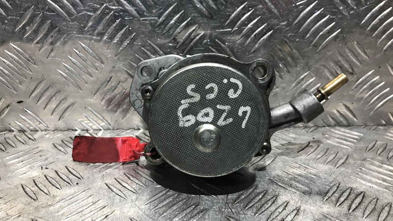 насос вакуумный Citroen C5 1 поколение 2002, 2.2 л., дизель, АКПП, синий, универсал, 72266601H, 9631971580