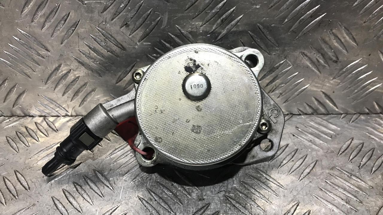 насос вакуумный Peugeot 406 1 поколение [рестайлинг] 2001, 2.0 л., дизель, МКПП, седан, 72266601H, 9631971580