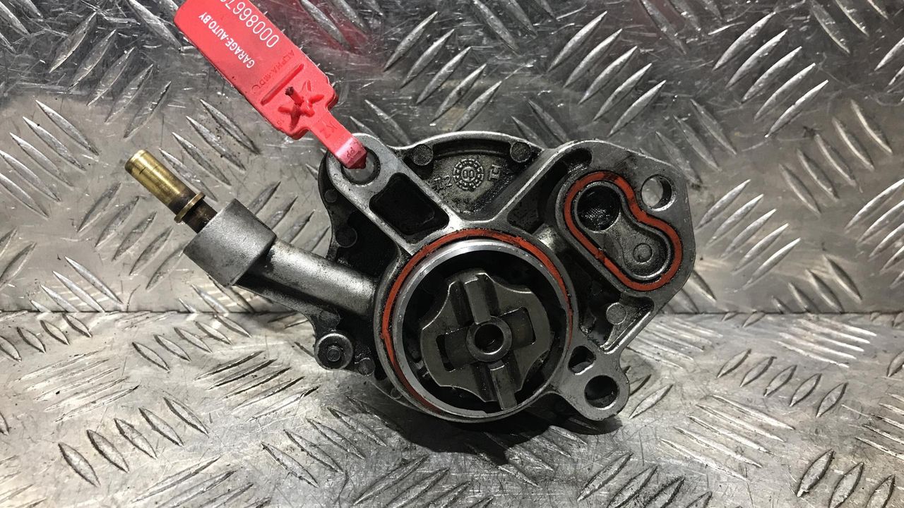 насос вакуумный Peugeot 607 1 поколение 2001, 2.2 л., HDi, дизель, МКПП, 72266601H, 9631971580
