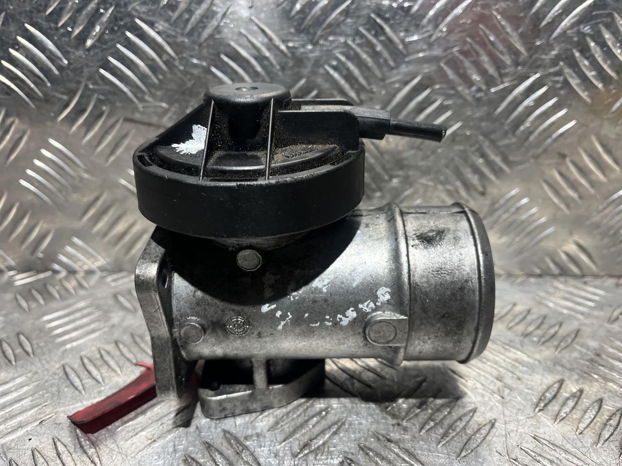 клапан EGR Mercedes-Benz A-Класс W168/V168 [рестайлинг] 2002, 1.7 л., дизель, МКПП, хетчбэк 5 дв., A6680900454