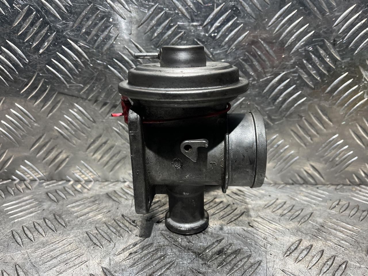 клапан EGR BMW 5 серия E39 2000, 3.0 л., M57N 306 D2, дизель, АКПП, седан, 7785452, 7.28138.00