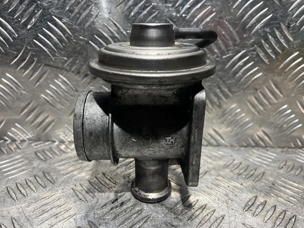 клапан EGR BMW 3 серия E46 1999, 2.0 л., дизель, МКПП, универсал, 778545204, 72826400