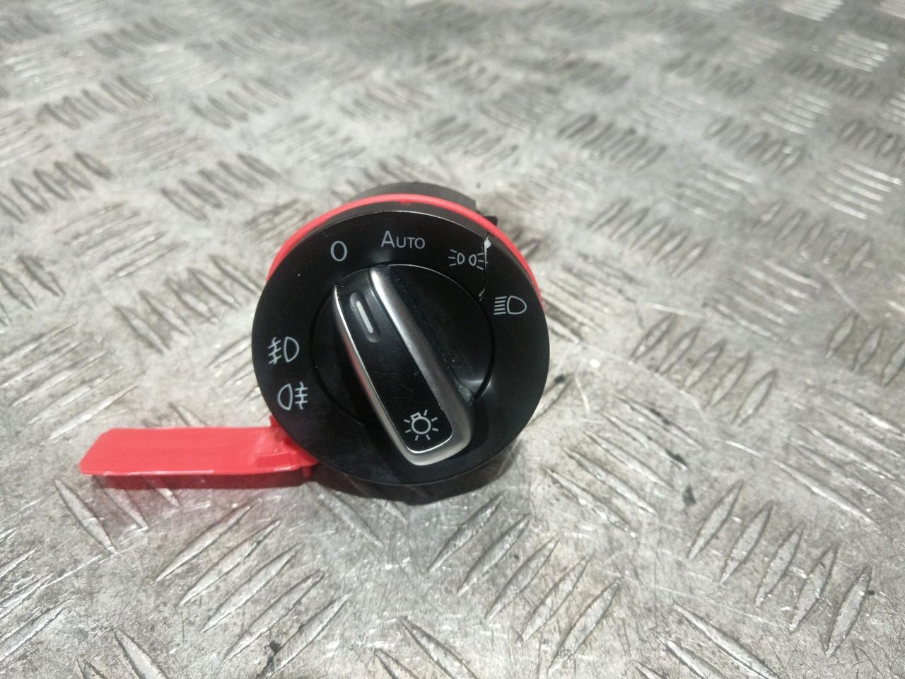 переключатель света Volkswagen Scirocco 3 поколение 2010, 1.4 л., CAVD, бензин, АКПП, купе, 3C8941431N