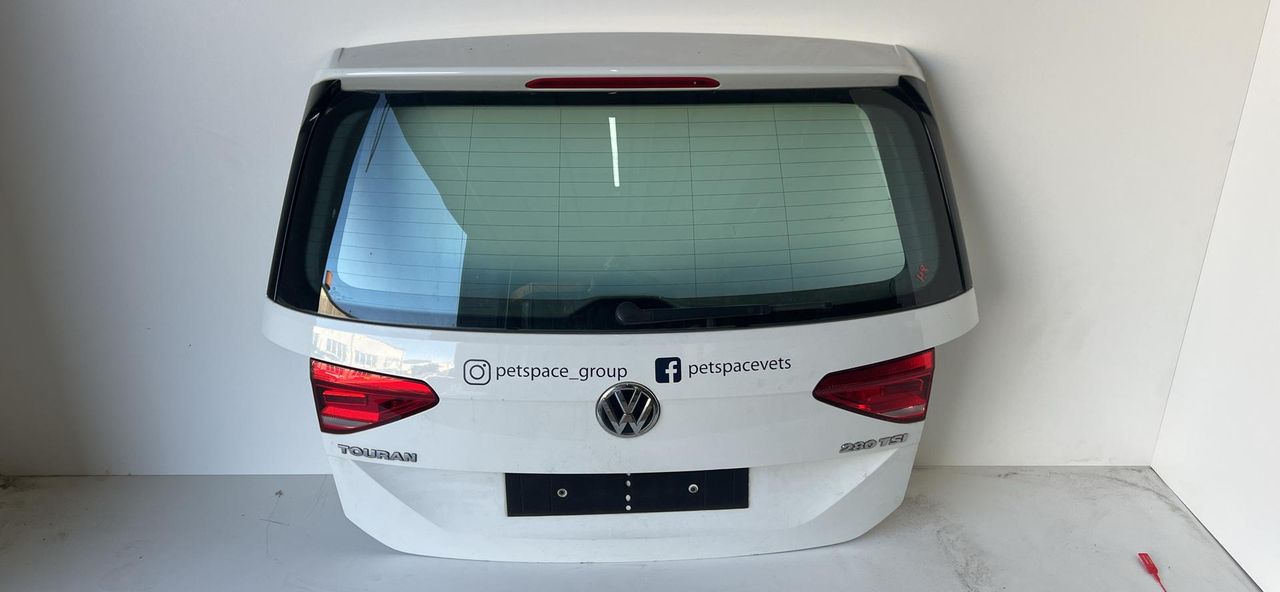 крышка багажника (дверь 3-5) Volkswagen Touran 2 поколение 2016, 1.4 л., CZDA, бензин, АКПП, минивэн, 5TA827159F
