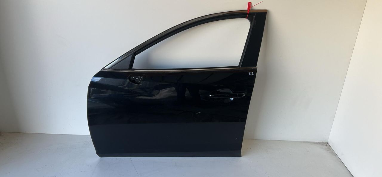 дверь передняя левая Mazda 6 GJ 2014, 2.0 л., PE-VPH, бензин, АКПП, седан, GHP959010