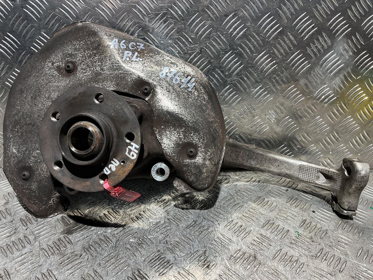 ступица передняя левая Audi A6 4G/C7 2013, 2.8 л., CHVA, бензин, АКПП, седан, полный привод, 4G0407241D