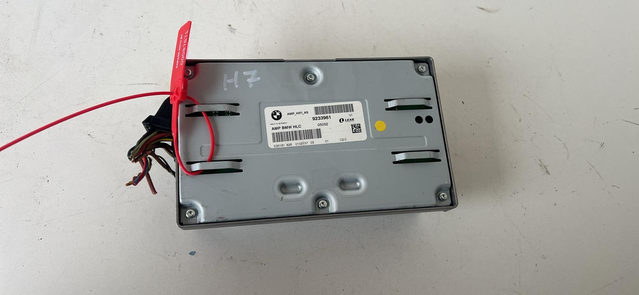 усилитель музыкальный BMW X1 E84 2011, 3.0 л., N52 B30 A, бензин, АКПП, внедорожник 5 дв., полный привод, 9233961, 535181826, 010215703