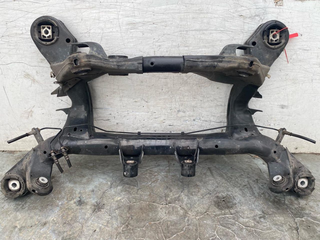 балка подвески задняя BMW X1 E84 2011, 3.0 л., N52 B30 A, бензин, АКПП, внедорожник 5 дв., полный привод, 33316782158