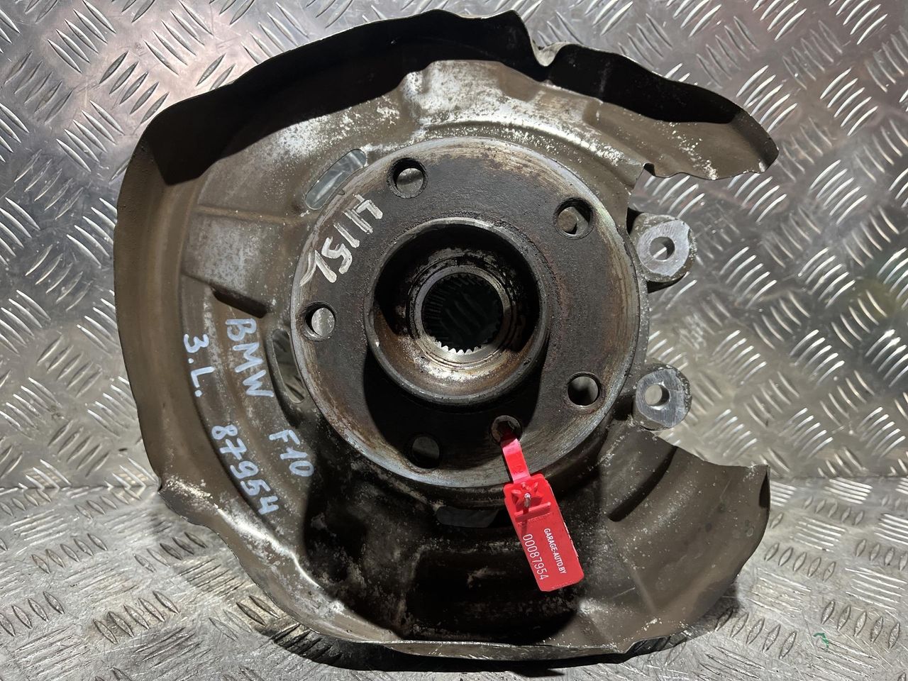 ступица задняя левая BMW 5 серия F07/F10/F11 2012, 2.0 л., N20 B20 A, бензин, АКПП, седан, 6793769