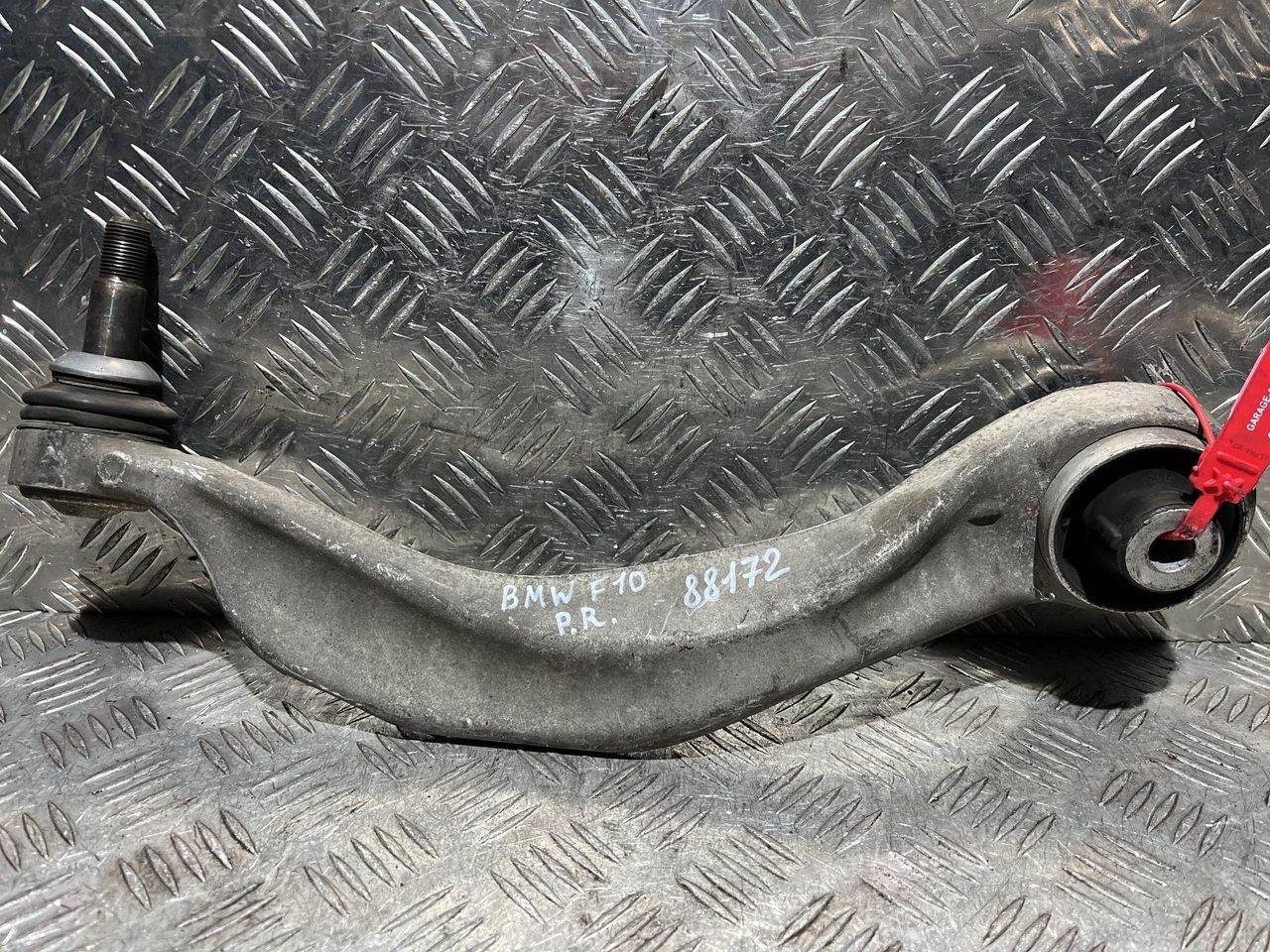 рычаг передний правый BMW 5 серия F07/F10/F11 2012, 2.0 л., N20 B20 A, бензин, АКПП, седан, 31126775972