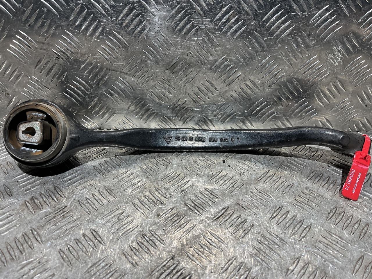рычаг передний левый BMW X1 E84 2011, 3.0 л., N52 B30 A, бензин, АКПП, внедорожник 5 дв., полный привод, 31126768983