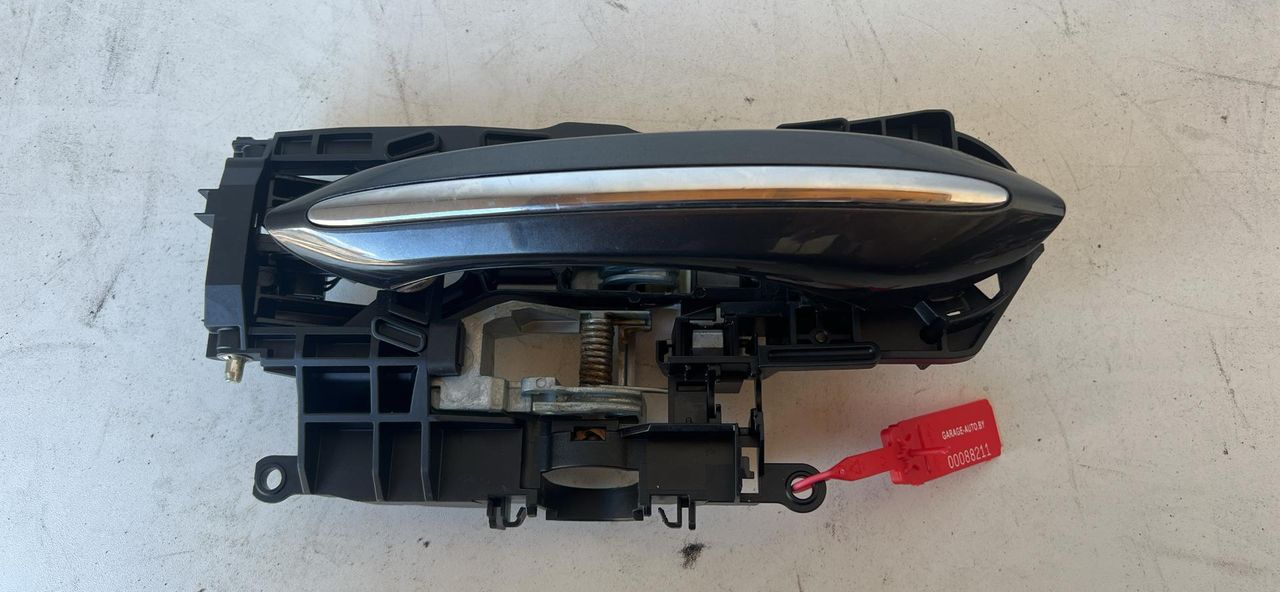 ручка наружная задняя левая BMW 5 серия F07/F10/F11 2012, 2.0 л., N20 B20 A, бензин, АКПП, седан, X3717564909