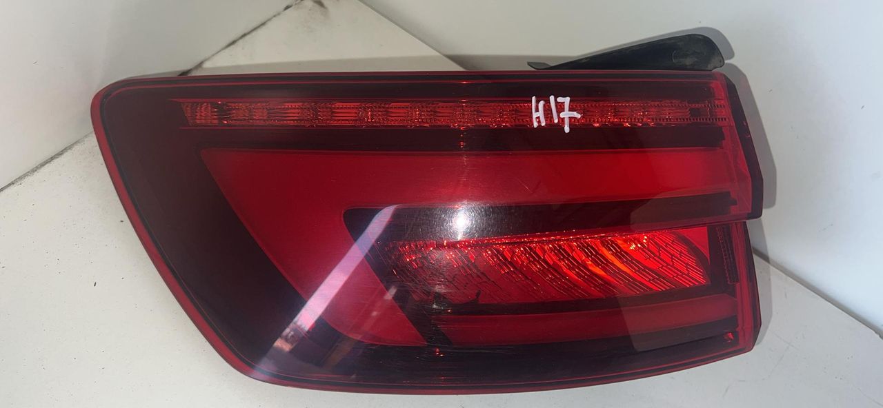 фонарь задний левый Audi A4 B9 2018, 2.0 л., CVKB, бензин, АКПП, универсал, передний привод, 8W9945091C