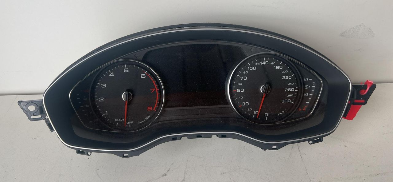 щиток приборов (приборная панель) Audi A4 B9 2018, 2.0 л., CVKB, бензин, АКПП, универсал, передний привод, 8W5920700C