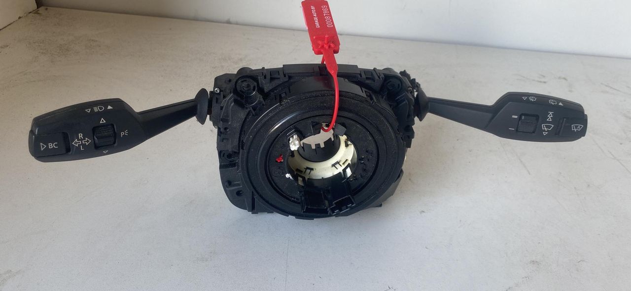 переключатель подрулевой (стрекоза) BMW X1 E84 2011, 3.0 л., N52 B30 A, бензин, АКПП, внедорожник 5 дв., полный привод, 01208197, 01108170, 393002082, 9164418, 9122509