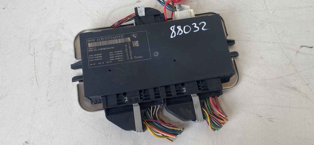 блок управления светом BMW 5 серия F07/F10/F11 2012, 2.0 л., N20 B20 A, бензин, АКПП, седан, 61359273629901