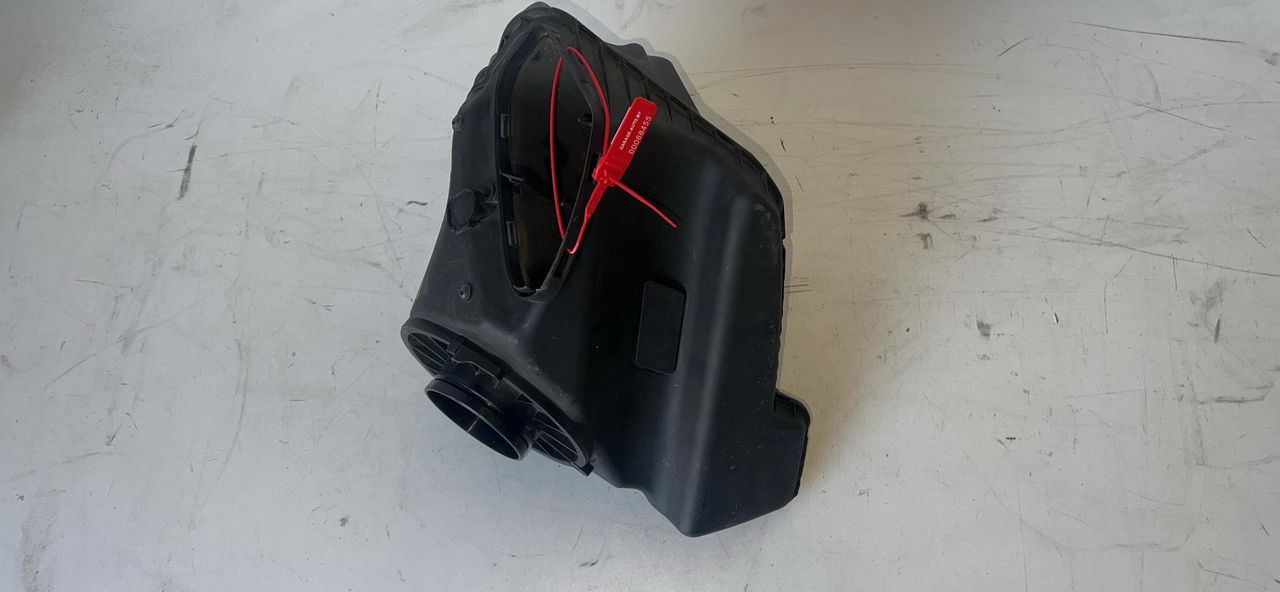 корпус воздушного фильтра Audi A6 4G/C7 2013, 2.8 л., CHVA, бензин, АКПП, седан, полный привод, 4G0133836Q