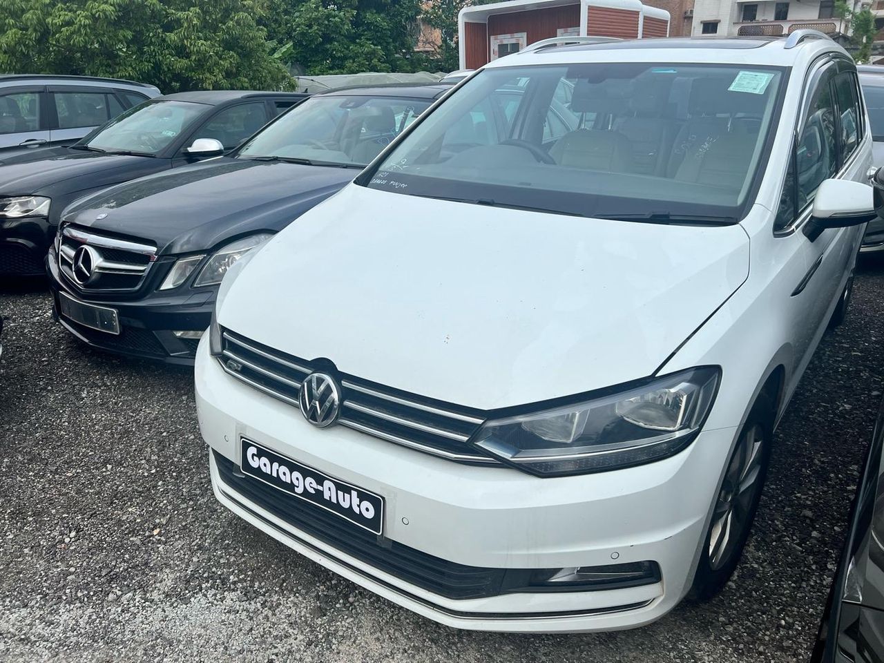 Volkswagen Touran 2 2016