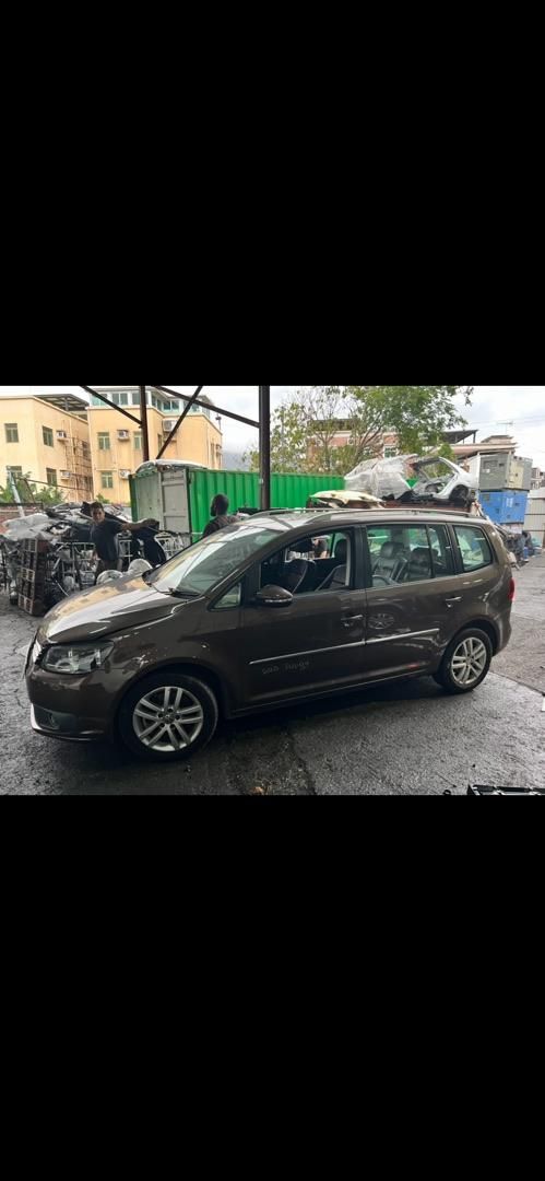 Volkswagen Touran 2-й рест. 2013