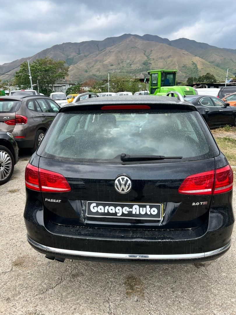 Volkswagen Passat B7 2011