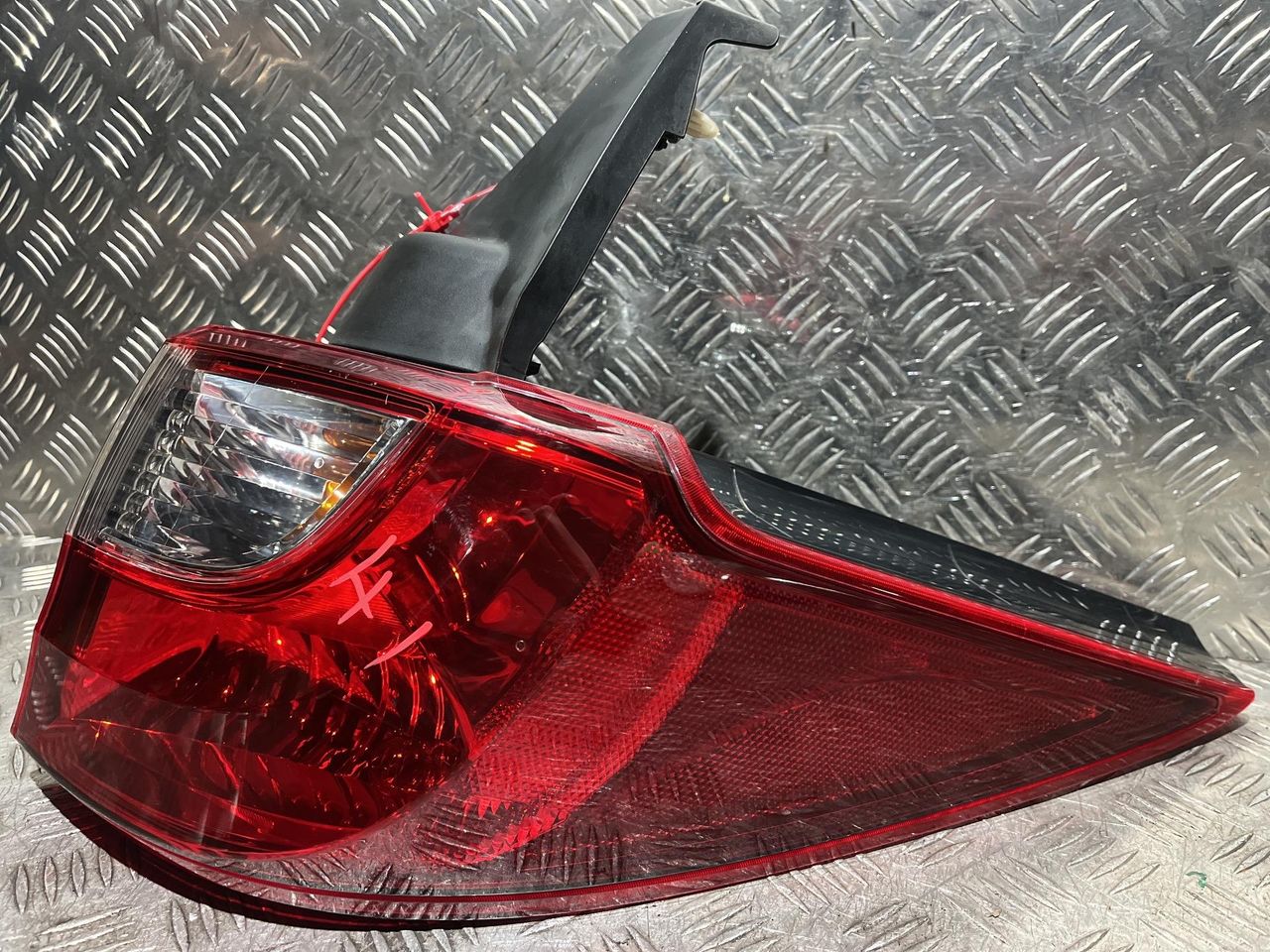 фонарь задний правый Mazda 5 CW 2015, 2.0 л., PE-VPH, бензин, АКПП, минивэн, C51351150