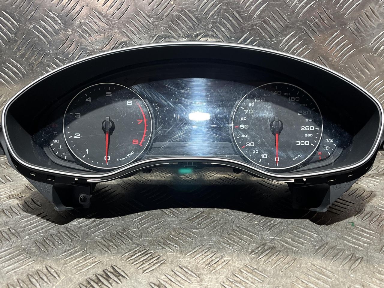 щиток приборов (приборная панель) Audi A6 4G/C7 2013, 2.8 л., CHVA, бензин, АКПП, седан, полный привод, 4G8920900K, 0263678046