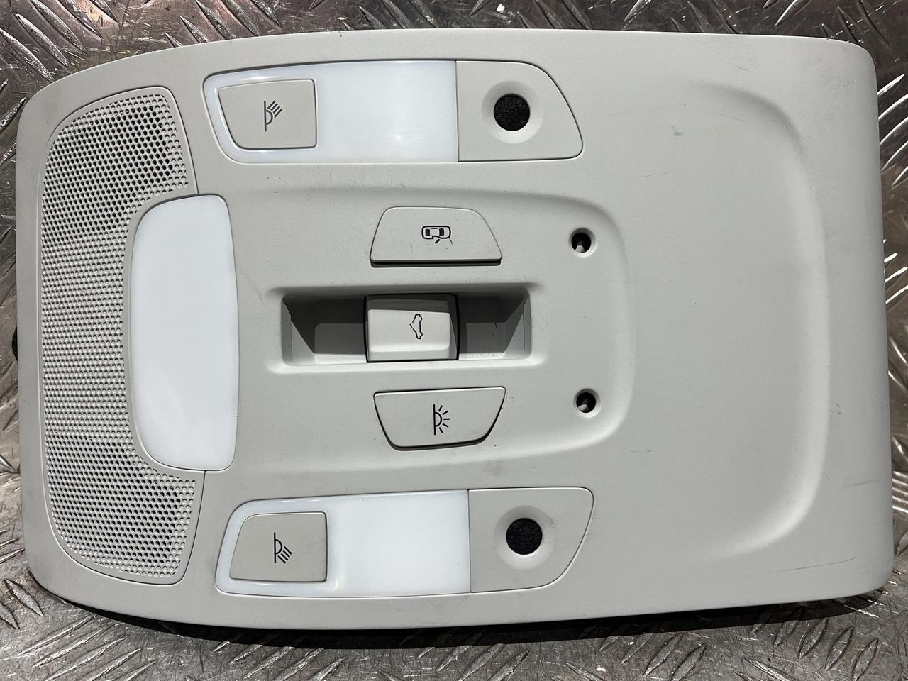 фонарь салона (плафон) Audi A6 4G/C7 2013, 2.8 л., CHVA, бензин, АКПП, седан, полный привод, 4G0947135D, 4G0951177