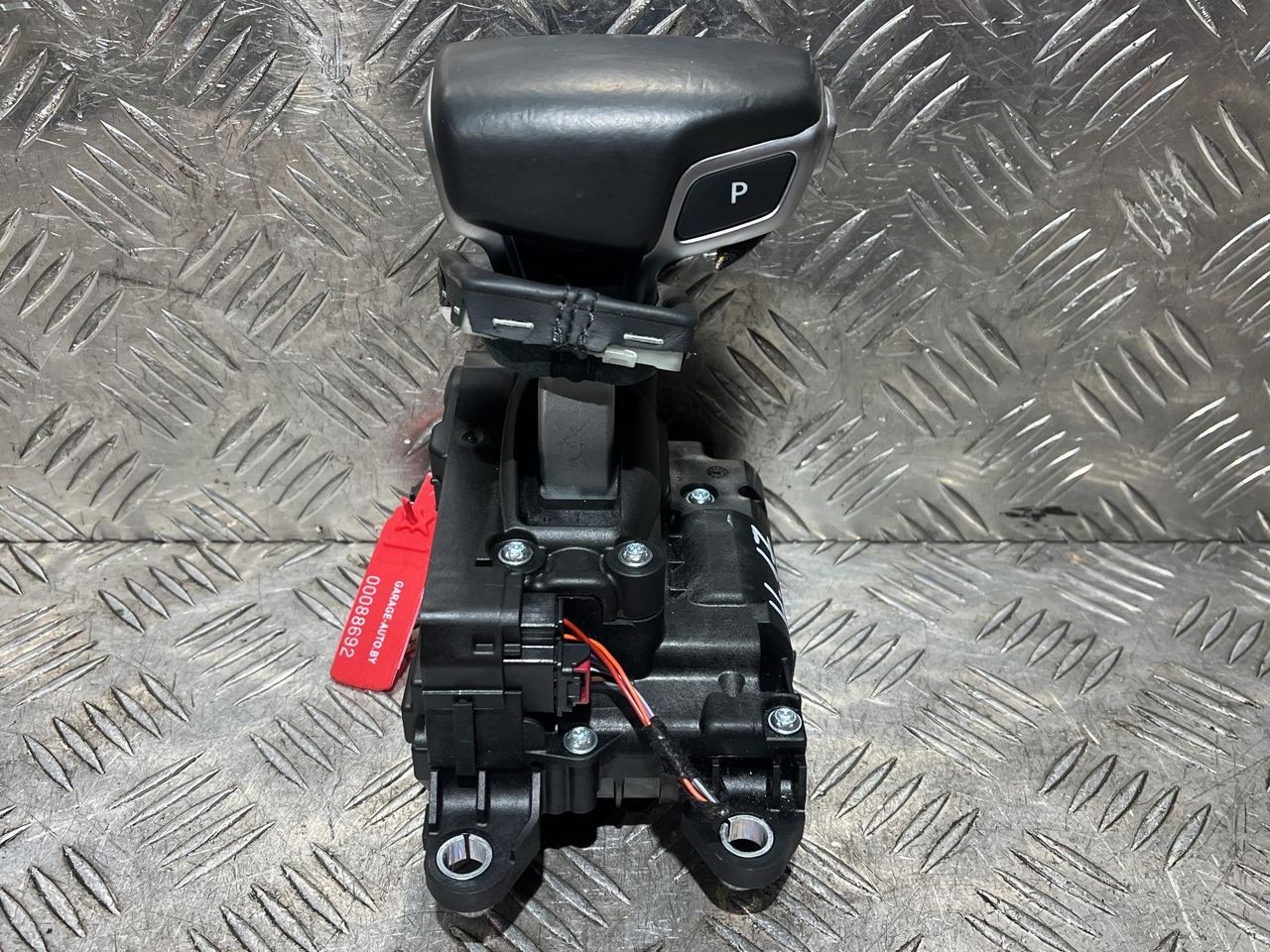 кулиса Audi A4 B9 2018, 2.0 л., CVKB, бензин, АКПП, универсал, передний привод, 8W2713041G, 8W2713041J