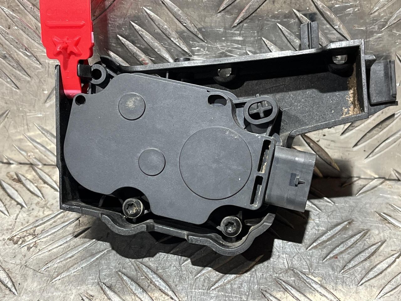 Моторчик жалюзи Audi Q5 FY 2017, 2.0 л., бензин, АКПП, 95B965501AA, 1314-888-00030
