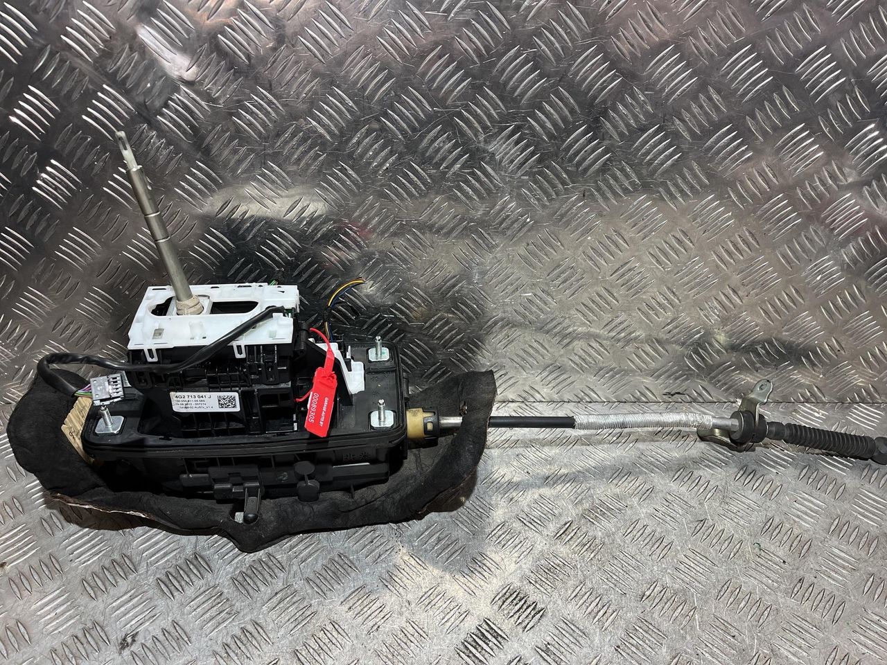 кулиса Audi A6 4G/C7 2012, 2.0 л., CDNB, бензин, АКПП, седан, 4G2713041J, 4G0713265C