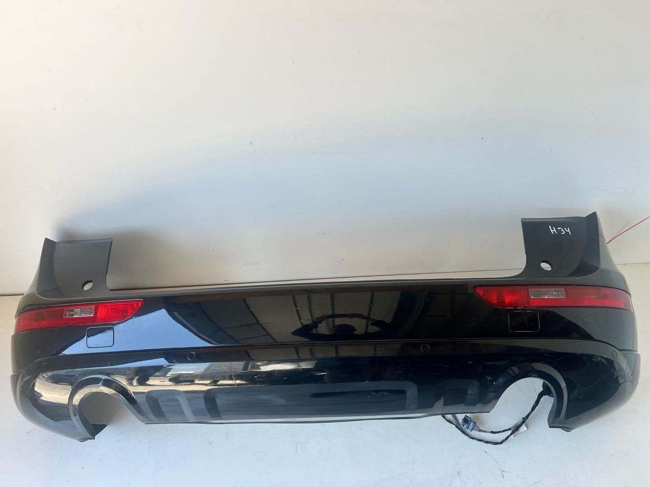 бампер задний Audi Q5 8R 2010, 2.0 л., CDNC, бензин, АКПП, внедорожник 5 дв., 8RO807511