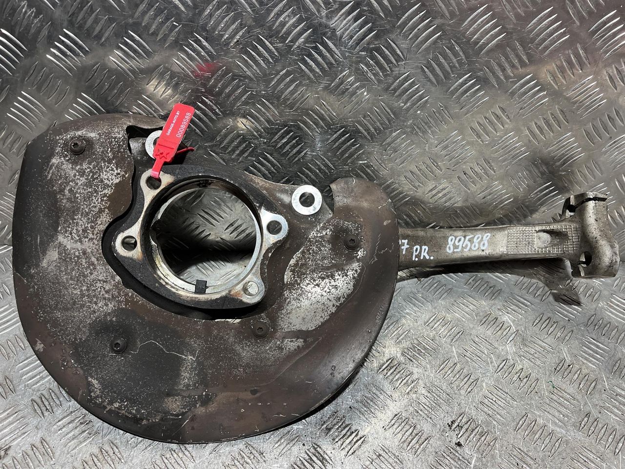 ступица передняя правая Audi A6 4G/C7 2012, 2.0 л., CDNB, бензин, АКПП, седан, 4G0407242D