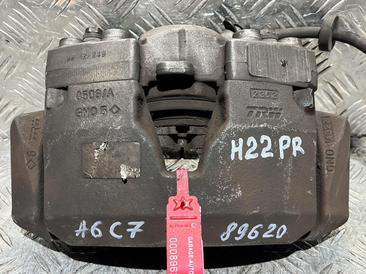 суппорт передний правый Audi A6 4G/C7 2012, 2.0 л., CDNB, бензин, АКПП, седан, 4G0106AK, 32348422-A - фото №1