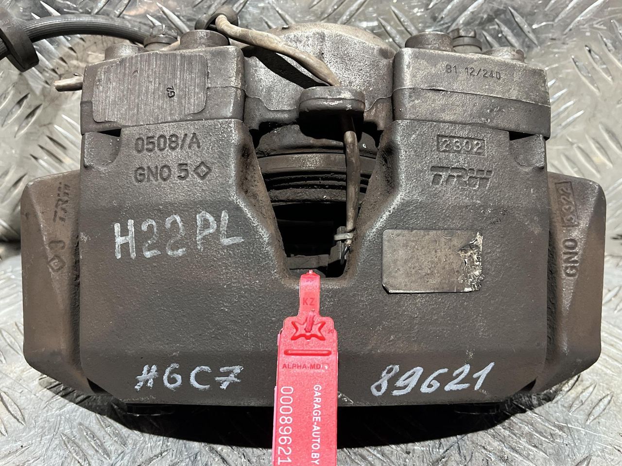 суппорт передний левый Audi A6 4G/C7 2012, 2.0 л., CDNB, бензин, АКПП, седан, 4G0105AK, 32348421A - фото №1