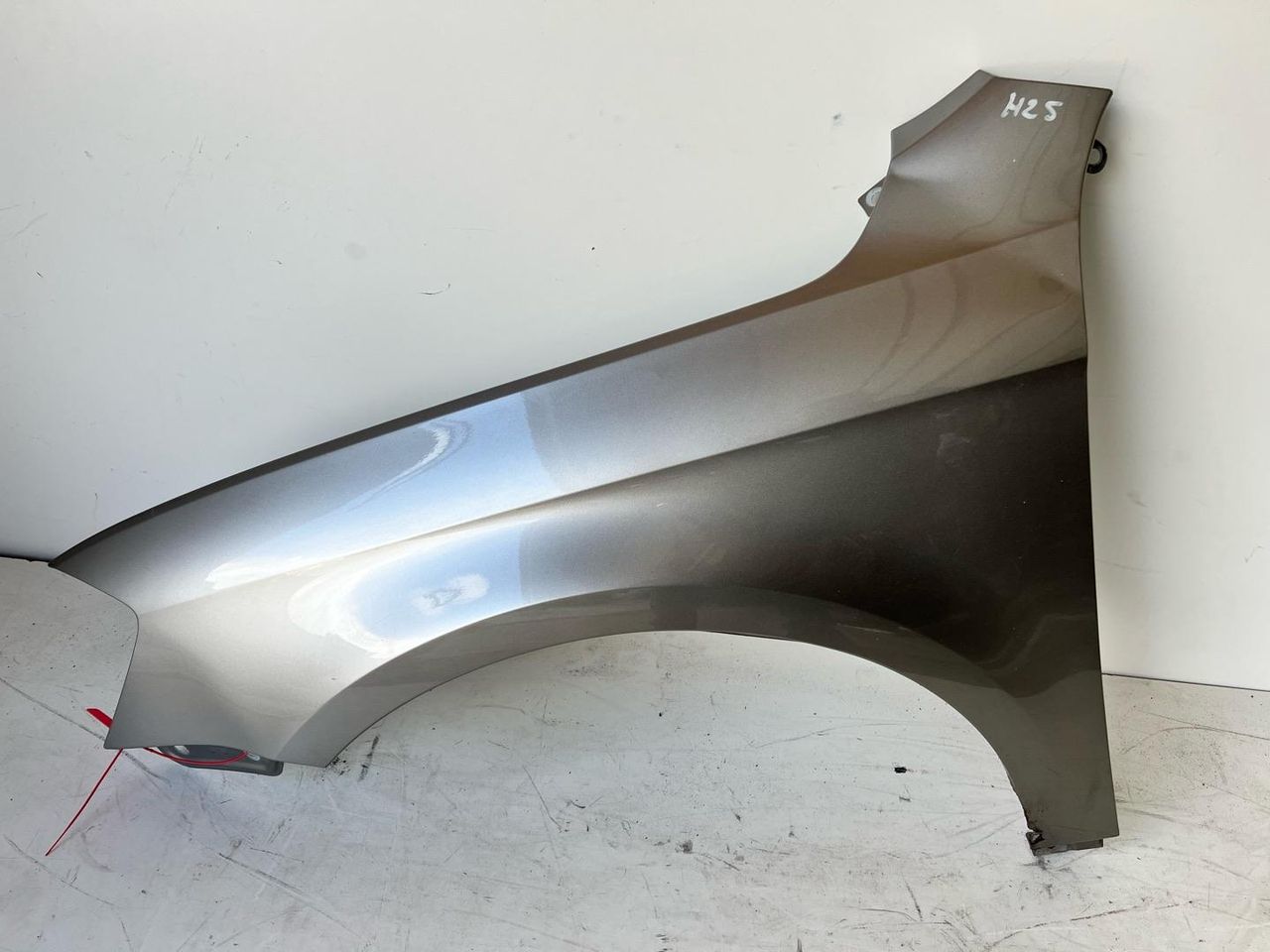 крыло переднее левое Volkswagen Passat B7 2014, 1.4 л., CAXA, бензин, АКПП, седан, 3AA821105