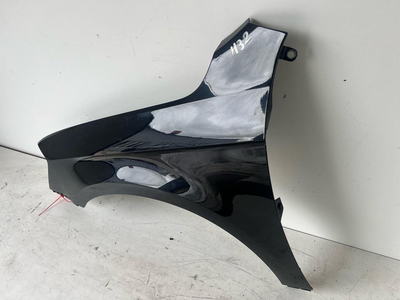 крыло переднее левое Volkswagen Passat B7 2011, 2.0 л., CCZB, бензин, АКПП, универсал, 3AA821105
